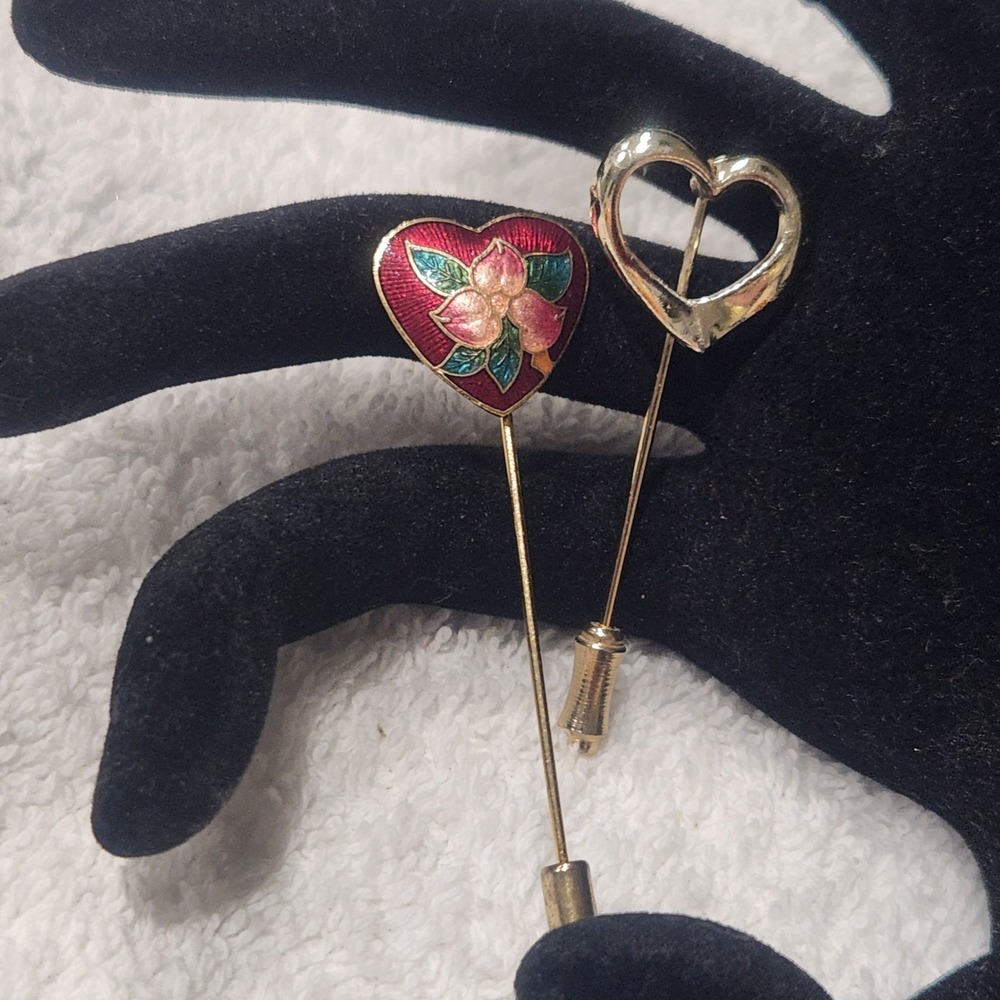 Vintage Heart Stick Pin Set Cloisonne Enamel Floral Gold Tone Lapel Pins 2pc - Picture 2 of 10